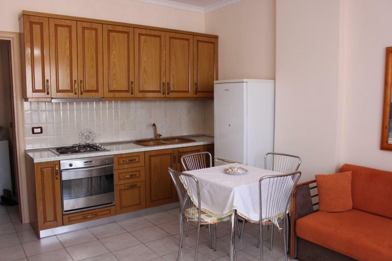 Amal Vlora Apartament エクステリア 写真